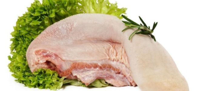 Защо свинският език е полезен и как да го готвя