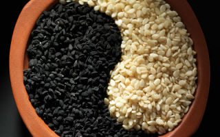 السمسم الأسود: فوائده وأضراره ، كيف يختلف عن الأبيض ، تطبيق