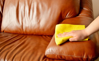 Come pulire il verde brillante da similpelle e altri materiali