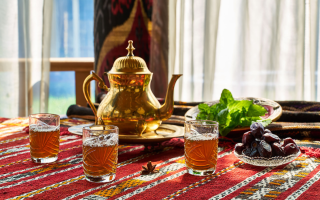 Είναι χρήσιμο το ζεστό τσάι, μπορείτε να το πιείτε