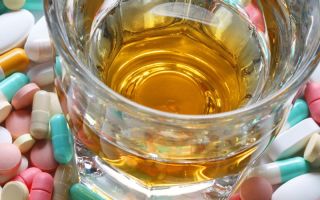 Vitamine dopo abbuffate o assunzione di alcol a lungo termine