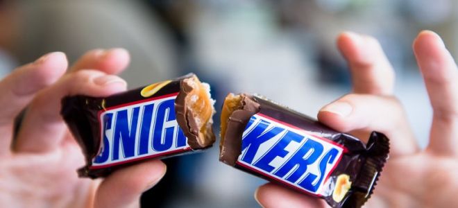 Snickers (Snickers): съставът на бара, ползите и вредите от шоколада